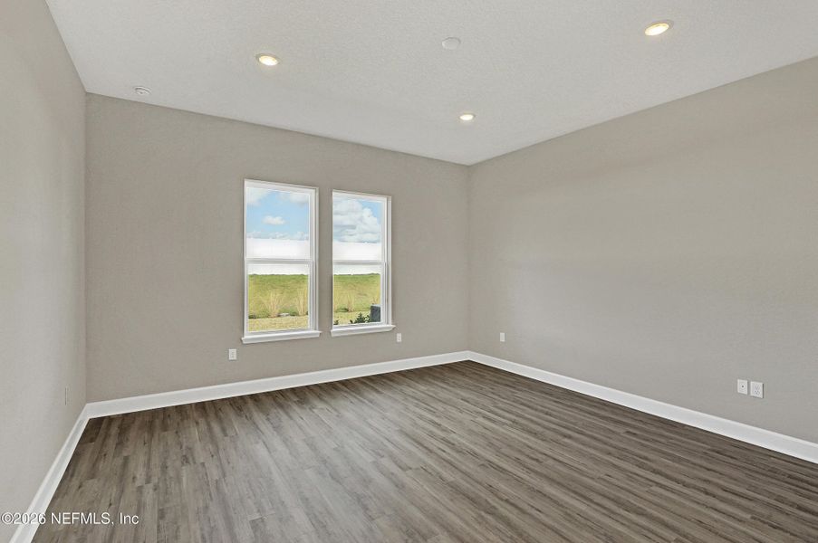 Spacious, unfurnished interior of a new home in Discover 55+ Living at Silverleaf, St. Augustine (Image 17).