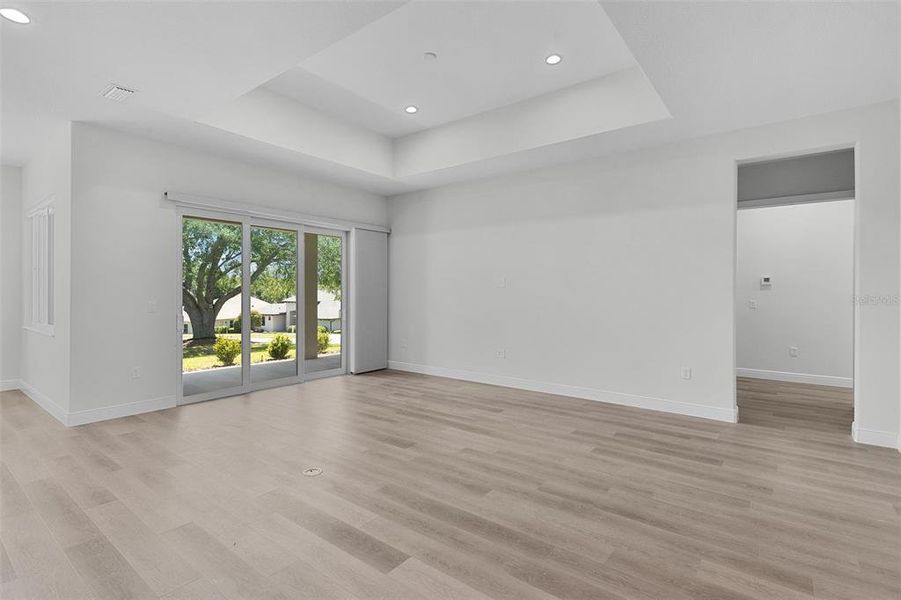 Spacious, unfurnished interior of a new home in , Lady Lake (Image 40).