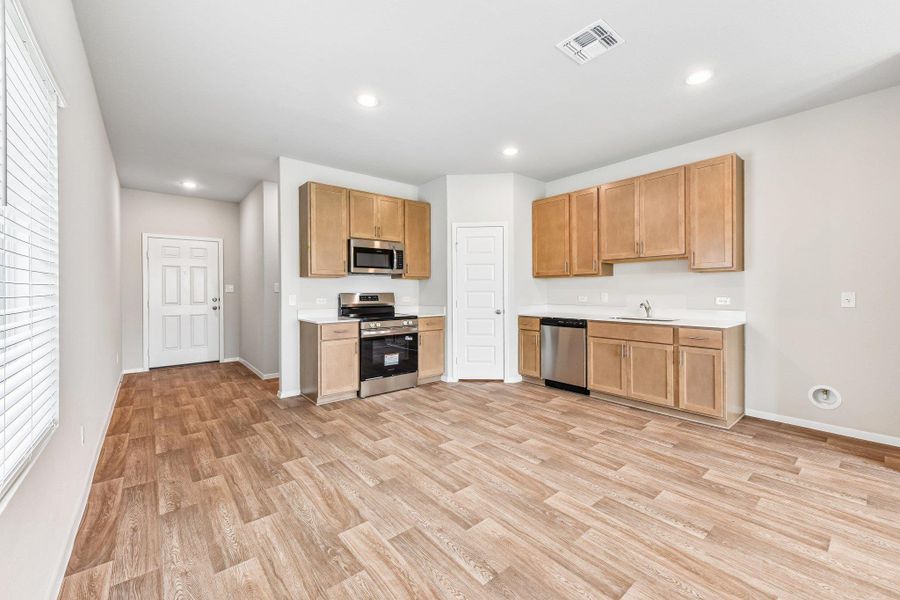 Furnished interior view inside a new home in Edgebrooke, Pflugerville (Image 8).