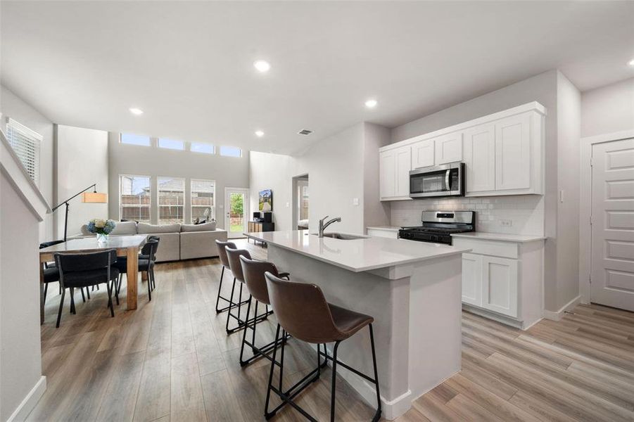 Furnished interior view inside a new home in Eastridge, McKinney (Image 7).