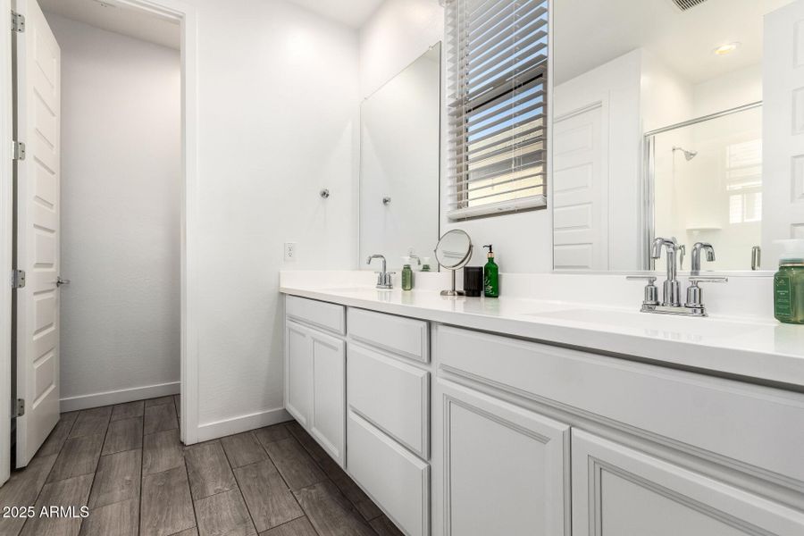 16 - Sells 16 - Sells