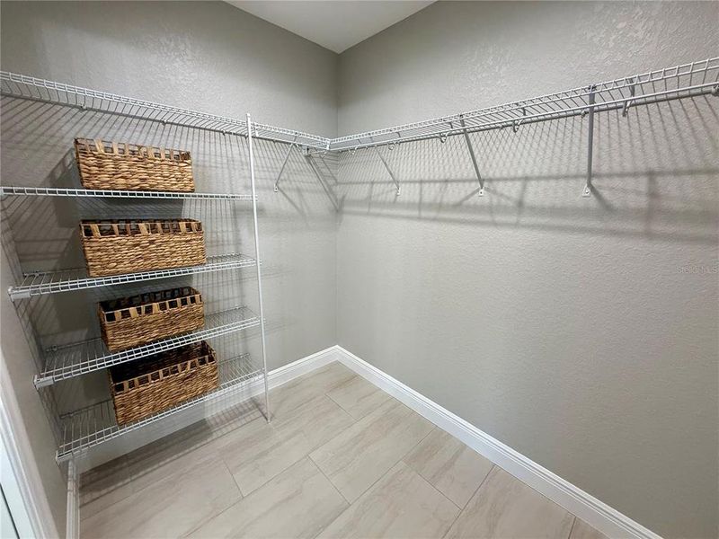 Spacious, unfurnished interior of a new home in , Ocala (Image 32).