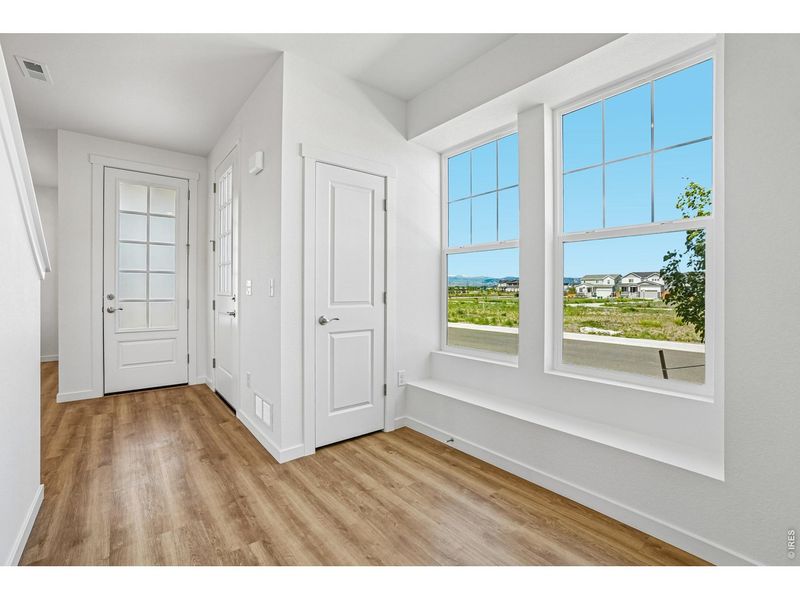 Spacious, unfurnished interior of a new home in Timnath Lakes, Timnath (Image 35). Spacious, unfurnished interior of a new home in Timnath Lakes, Timnath (Image 35).