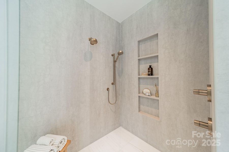 Image 41 of a home in .