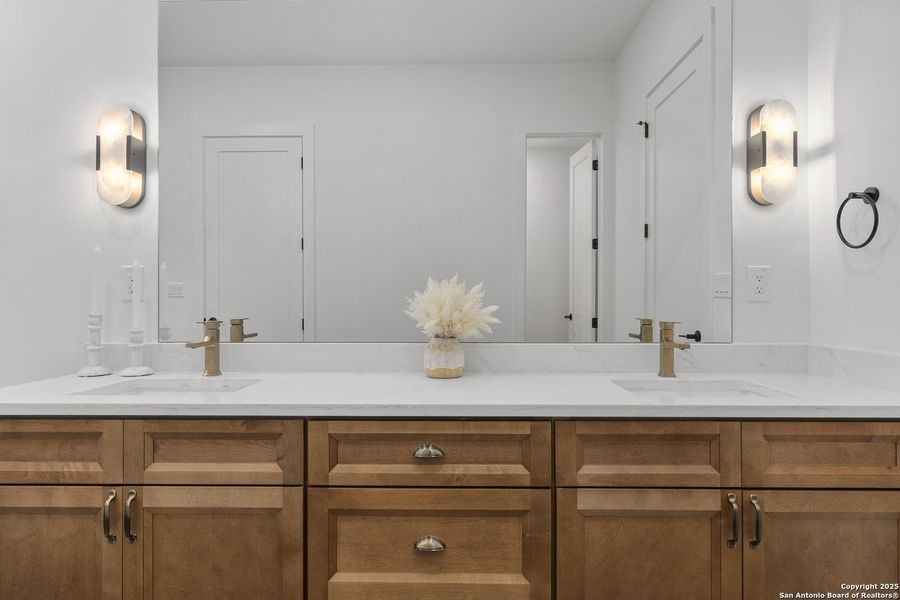 Close-up of interior finishes inside a home in , Alamo Heights (Image 21). Close-up of interior finishes inside a home in , Alamo Heights (Image 21).