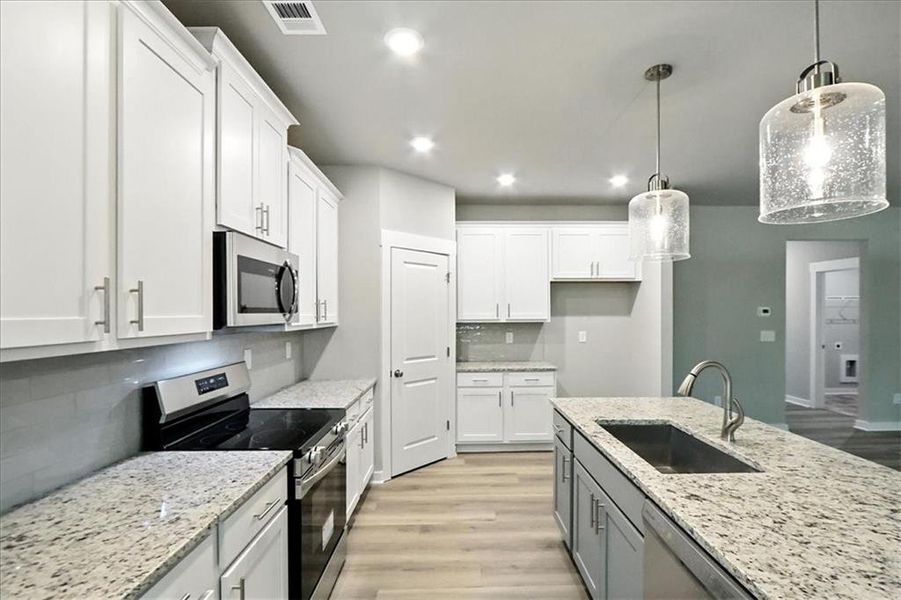 Furnished interior view inside a new home in Traditions of Braselton, Jefferson (Image 31).