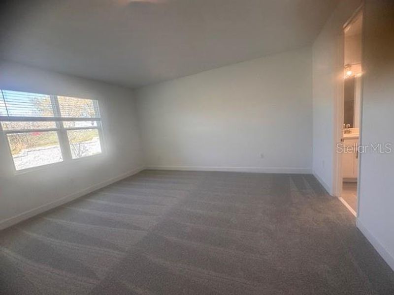 Spacious, unfurnished interior of a new home in Oakview, Apopka (Image 10). Spacious, unfurnished interior of a new home in Oakview, Apopka (Image 10).