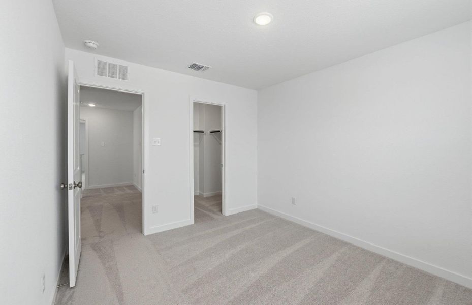 Spacious, unfurnished interior of a new home in Sonterra, Jarrell (Image 23). Spacious, unfurnished interior of a new home in Sonterra, Jarrell (Image 23).