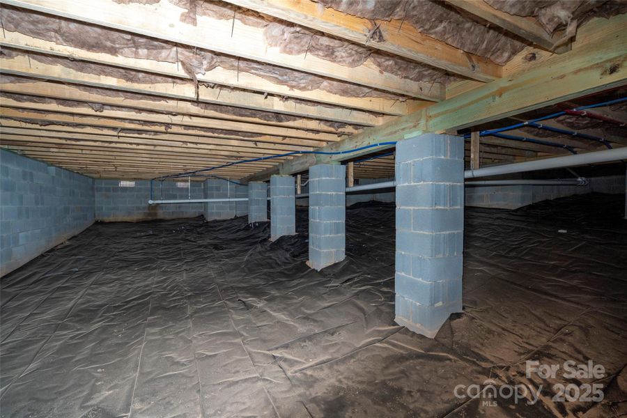 Image 27 of a home in . Image 27 of a home in .