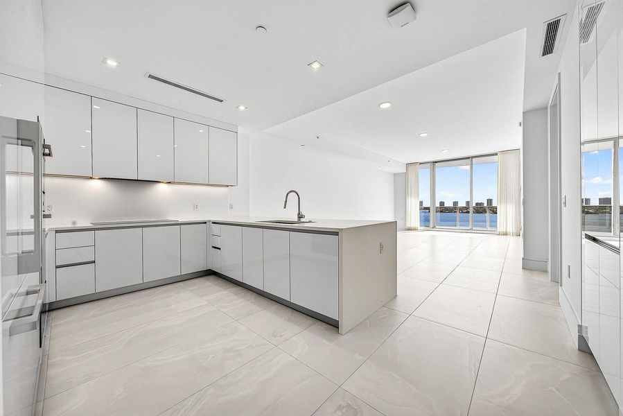 Kitchen/Living