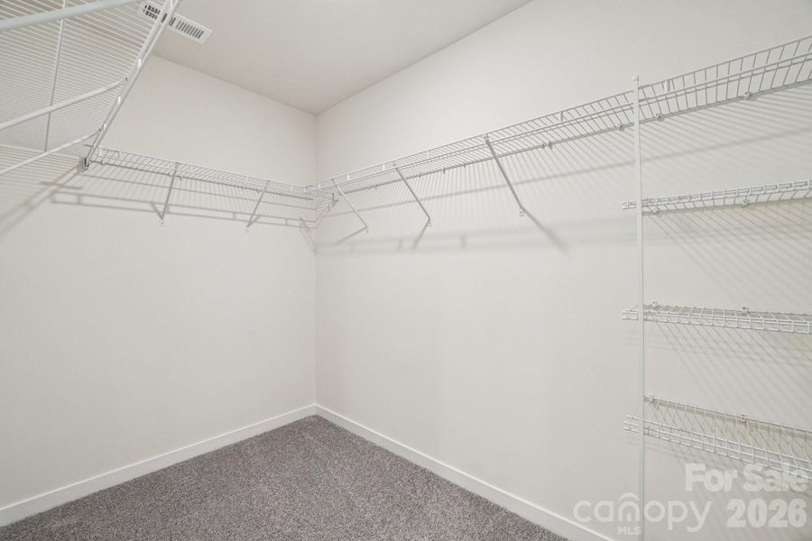 Spacious, unfurnished interior of a new home in Clark Creek Landing, Lincolnton (Image 28).