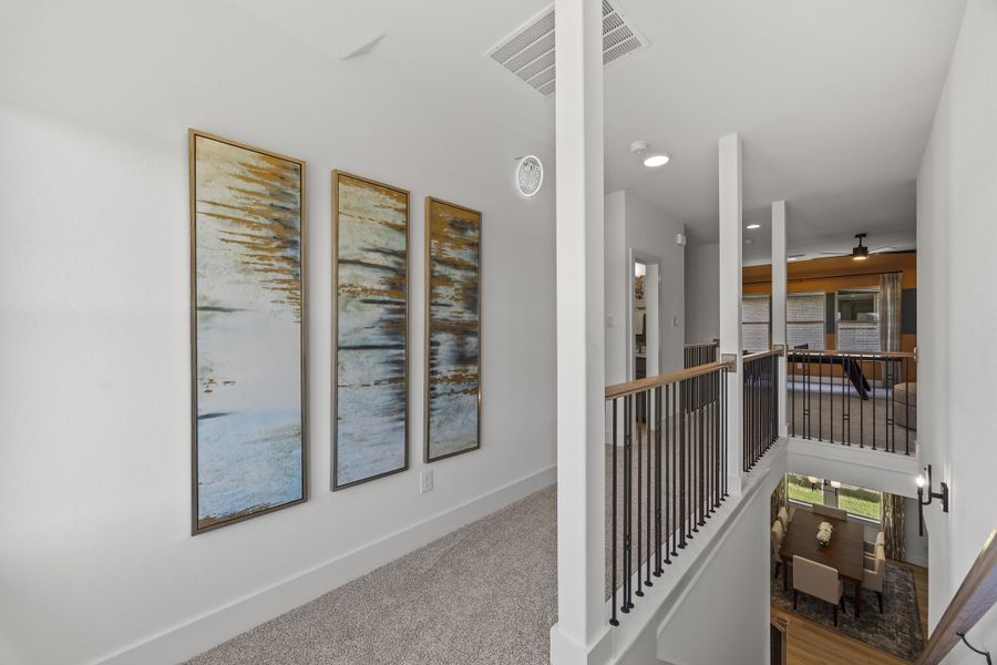Representative unfurnished interior of a home built from the Lufkin by Windsor Homes in Oak Ridge Park, Corinth (Image 23).