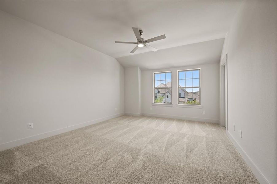 Your dreamy owner's bedroom offers plenty of space and natural light. Your dreamy owner's bedroom offers plenty of space and natural light.