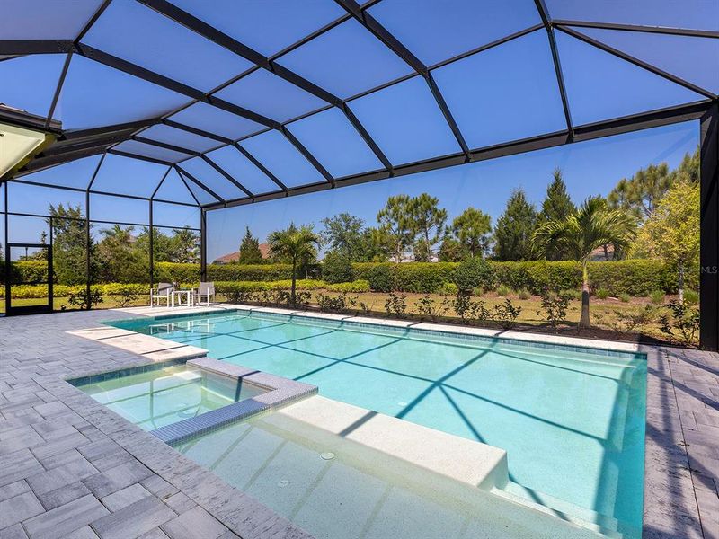 Exterior details and patio area of a home in , Lakewood Ranch (Image 4).