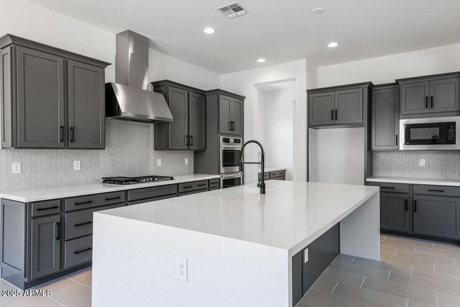 hj-az-phoenix-stonehaven-voyage-acadia-l