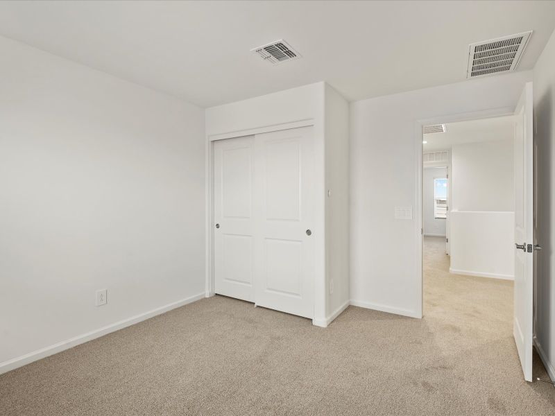 Spacious, unfurnished interior of a new home in Mandarina - Signature Series, Marana (Image 14).