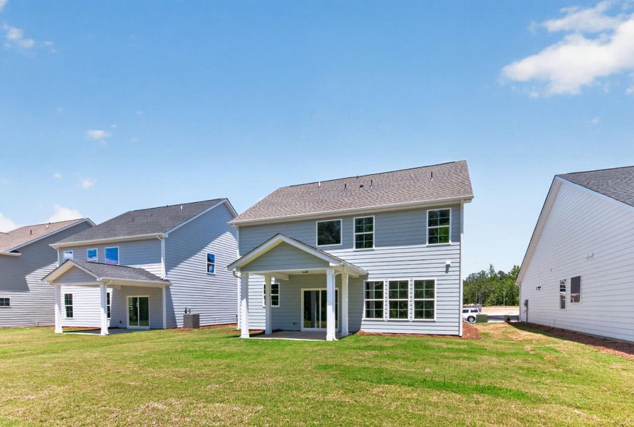 Exterior details and patio area of a home in Highland Bluff, Aiken (Image 2).