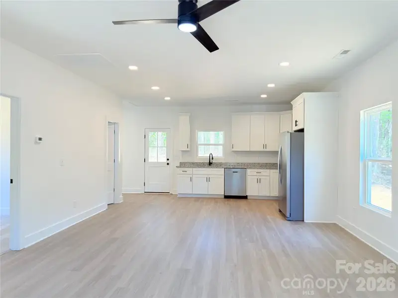 Spacious, unfurnished interior of a new home in , Norwood (Image 6).