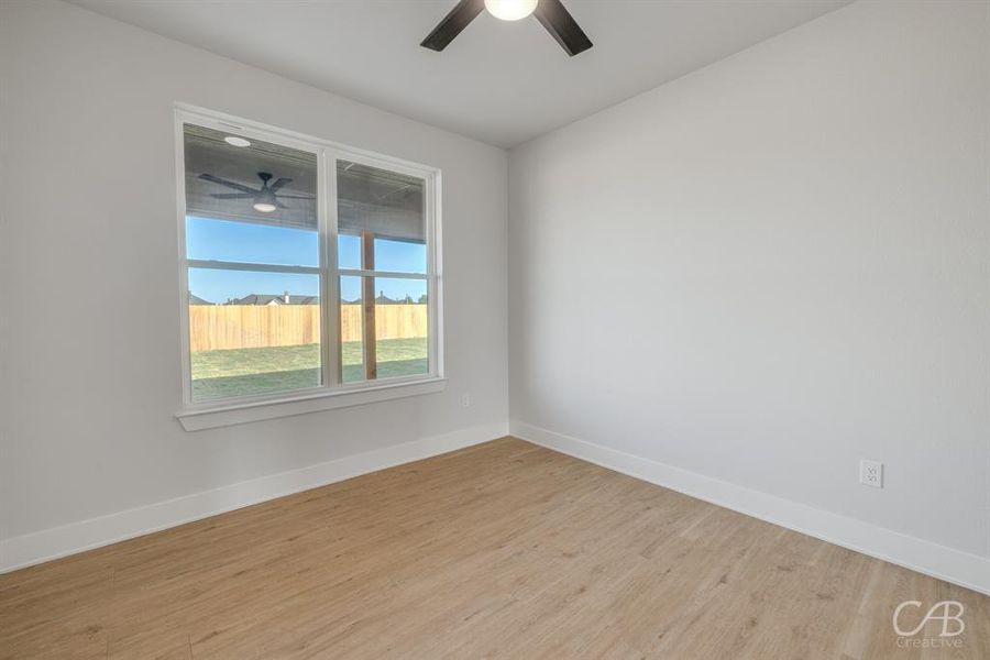 Spacious, unfurnished interior of a new home in , Abilene (Image 28).