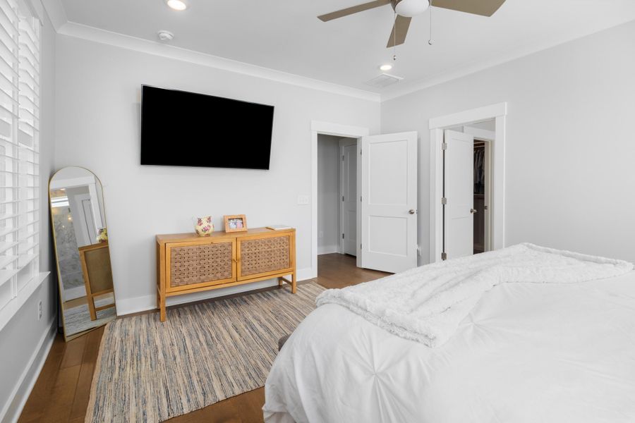 Furnished interior view inside a new home in , Wando (Image 19).