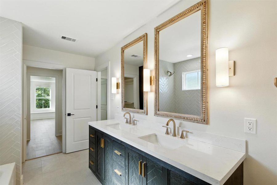 Furnished interior view inside a new home in , Galveston (Image 8).