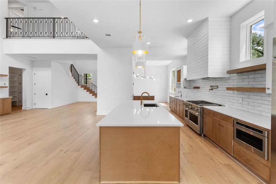 Furnished interior view inside a new home in , Houston (Image 16). Furnished interior view inside a new home in , Houston (Image 16).