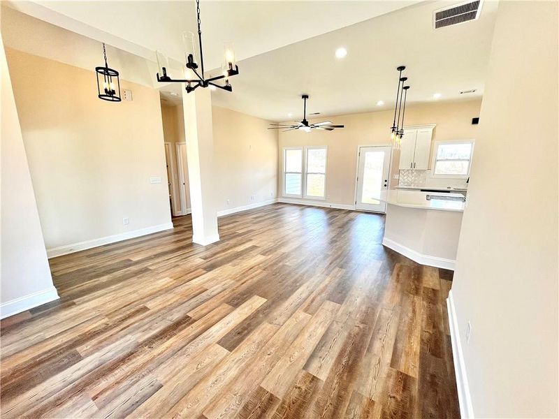 Spacious, unfurnished interior of a new home in , Griffin (Image 14).