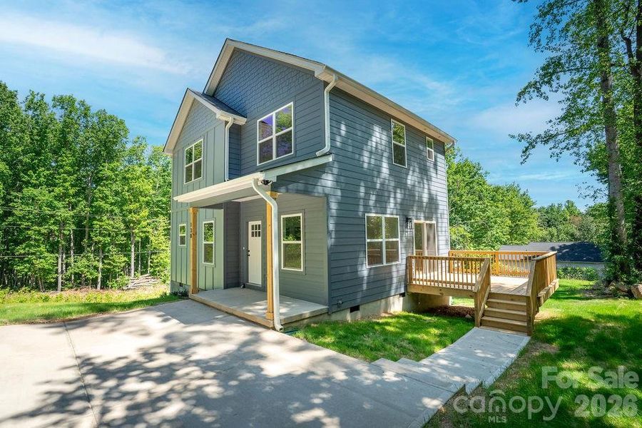 Exterior details and patio area of a home in , Gastonia (Image 18).