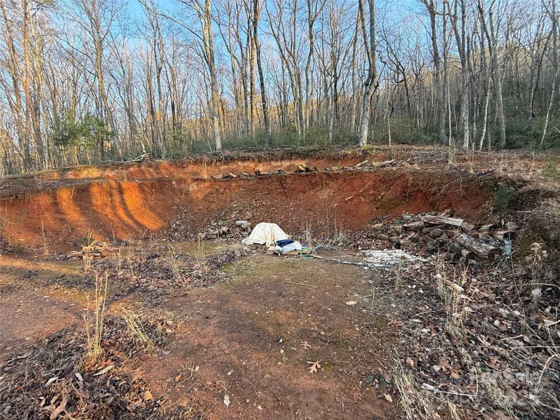Secondary homesite prepped for basement construction. Secondary homesite prepped for basement construction.