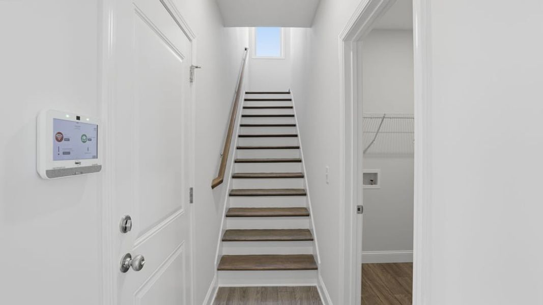 Spacious, unfurnished interior of a new home in Alder Pond, Campobello (Image 22).