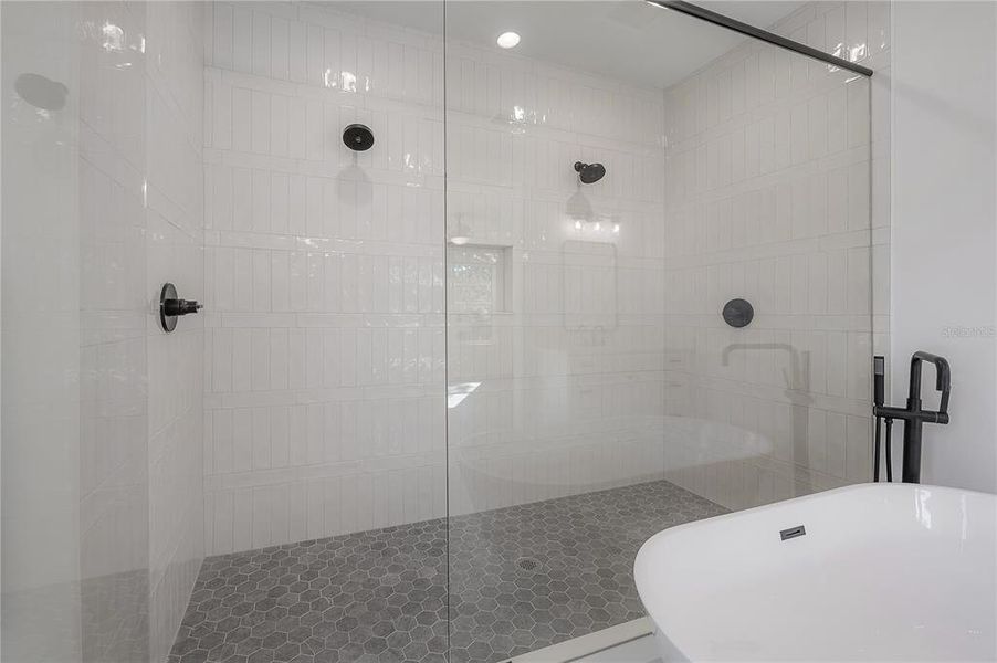 Close-up of interior finishes inside a home in , Tampa (Image 20).