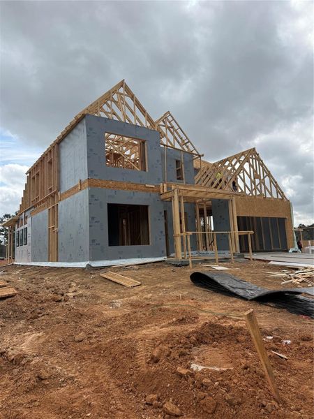 Let us show you how our advanced framing techniques have stood the test of time and allow more insulation for a quieter and more energy efficient home.