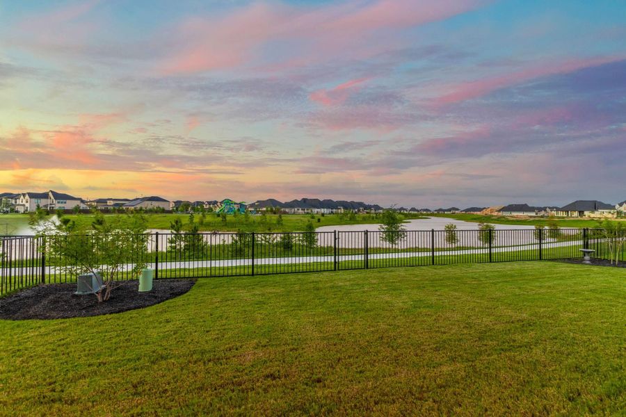 Community amenities in Cross Creek West, Fulshear (Image 48).