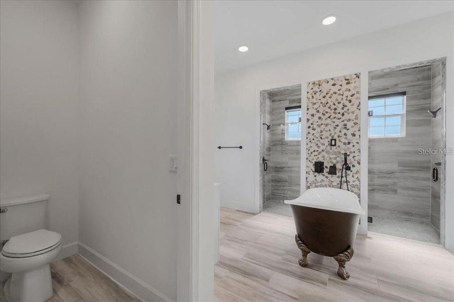 Furnished interior view inside a new home in , Port Charlotte (Image 17).