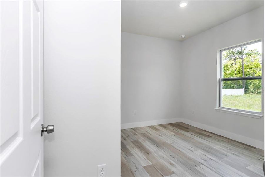 Image 28 of a home in .