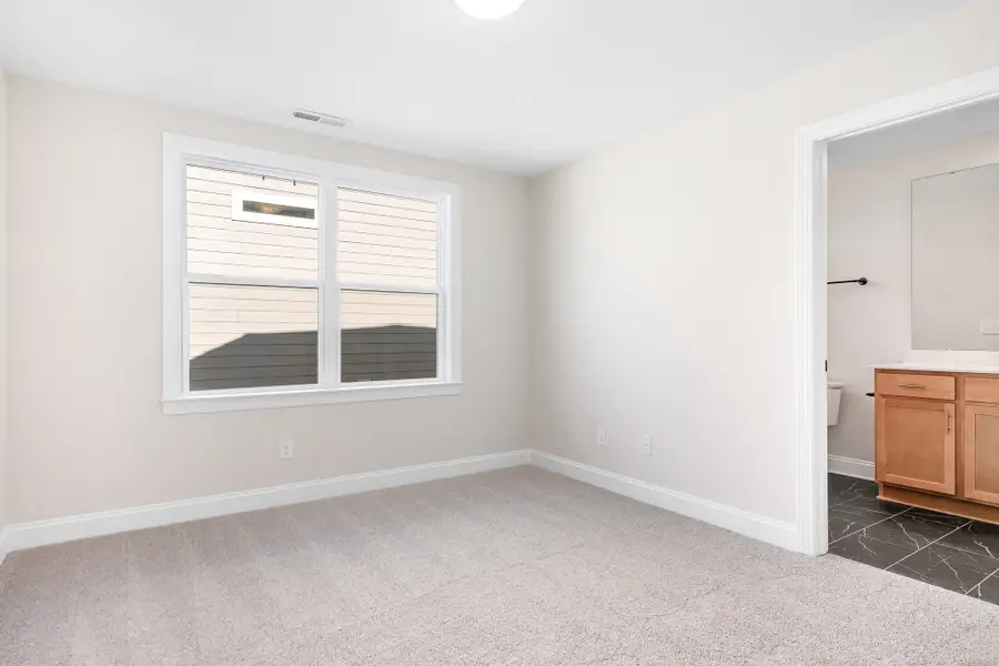 Spacious, unfurnished interior of a new home in Wildbrook, Denver (Image 26).