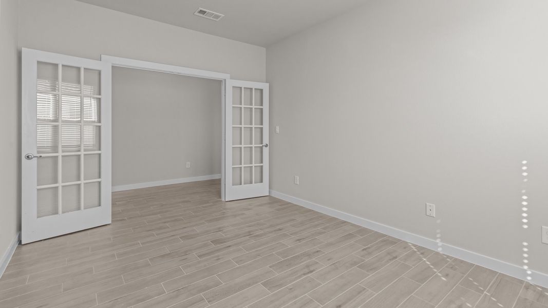 Representative unfurnished interior of a home built from the LAKEMONT by D.R. Horton in Northwest Passage, Midland (Image 15). Representative unfurnished interior of a home built from the LAKEMONT by D.R. Horton in Northwest Passage, Midland (Image 15).