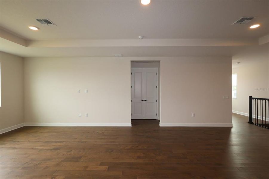 Spacious, unfurnished interior of a new home in Solace at Corner Lake, Orlando (Image 29). Spacious, unfurnished interior of a new home in Solace at Corner Lake, Orlando (Image 29).