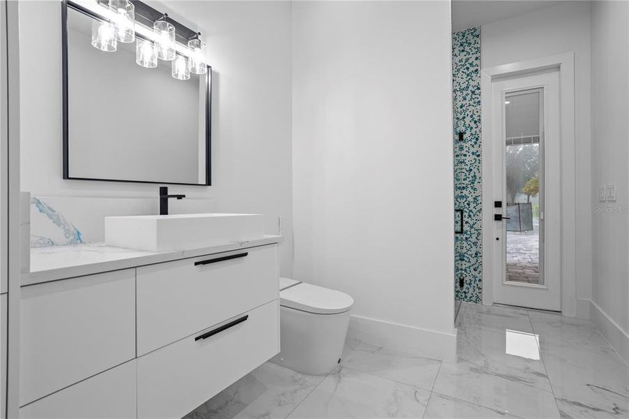 Furnished interior view inside a new home in , Eustis (Image 39).