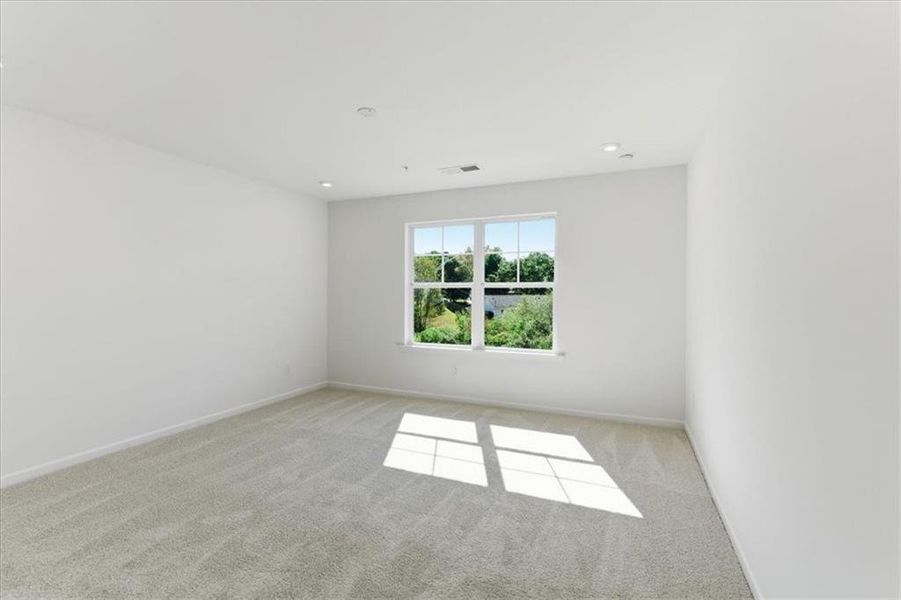 Spacious, unfurnished interior of a new home in Park View Reserve, Mableton (Image 25).