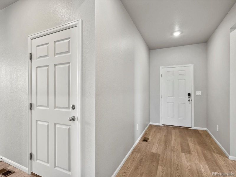 Image 17 of a home in Poudre Heights: The Lakes Collection.