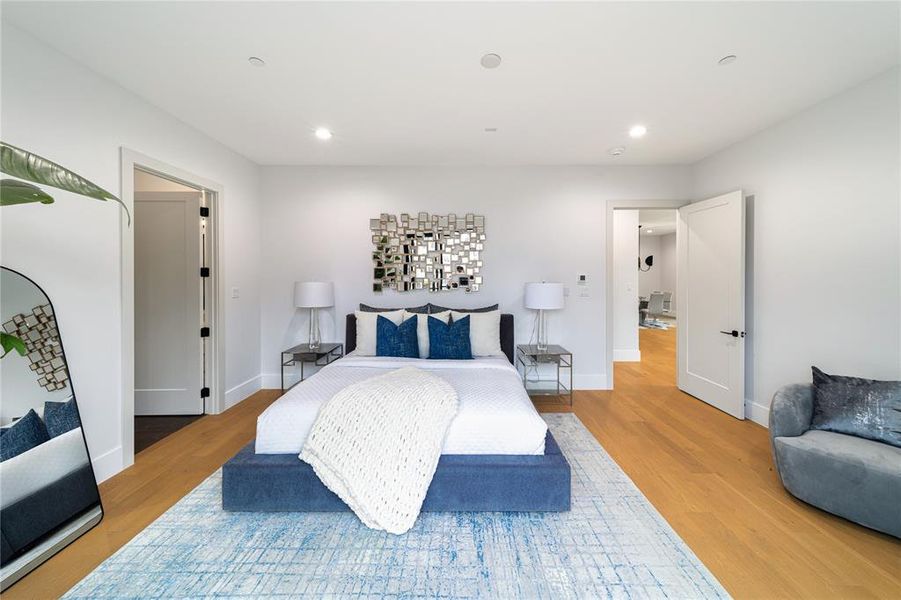 Furnished interior view inside a new home in , Dallas (Image 15).