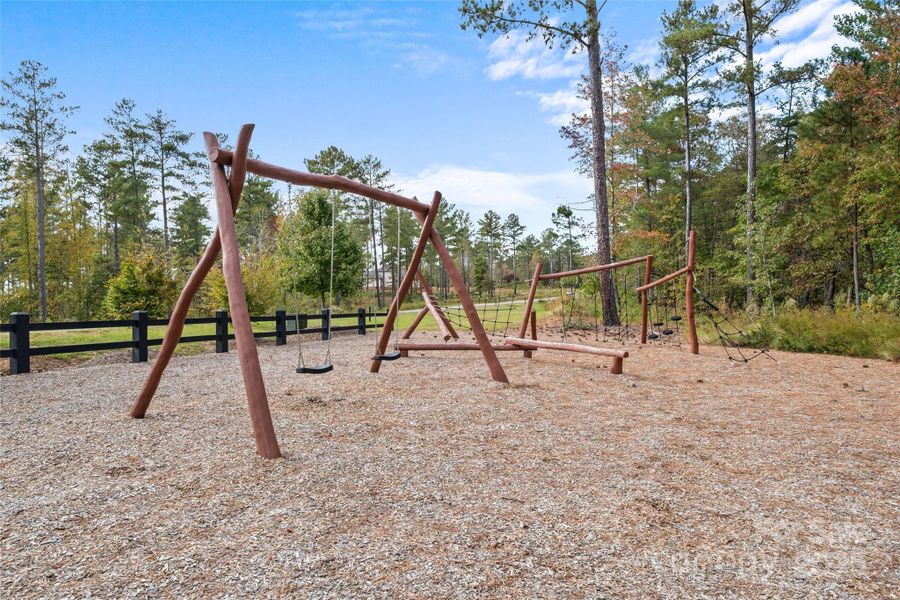 Community amenities in , Granite Falls (Image 15). Community amenities in , Granite Falls (Image 15).