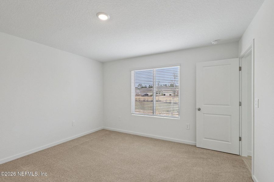Spacious, unfurnished interior of a new home in , Jacksonville (Image 29).