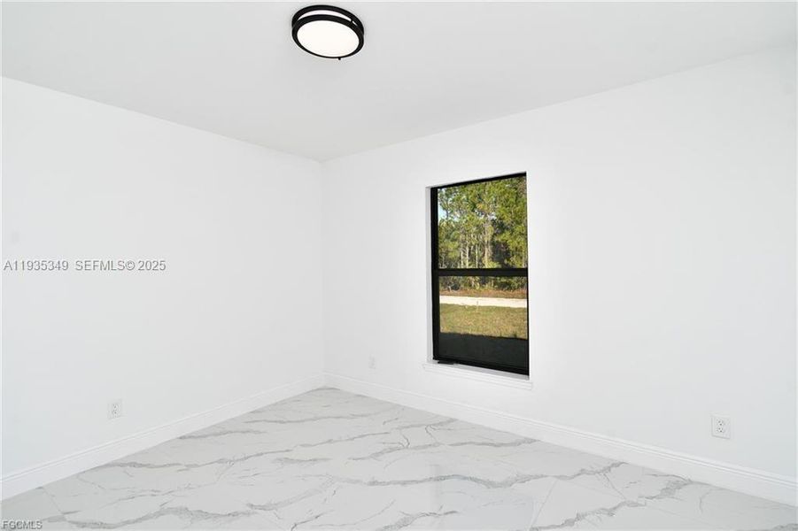 Spacious, unfurnished interior of a new home in , Lehigh Acres (Image 28).