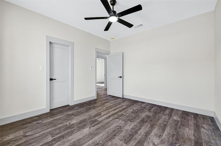 Spacious, unfurnished interior of a new home in , Whitewright (Image 23). Spacious, unfurnished interior of a new home in , Whitewright (Image 23).