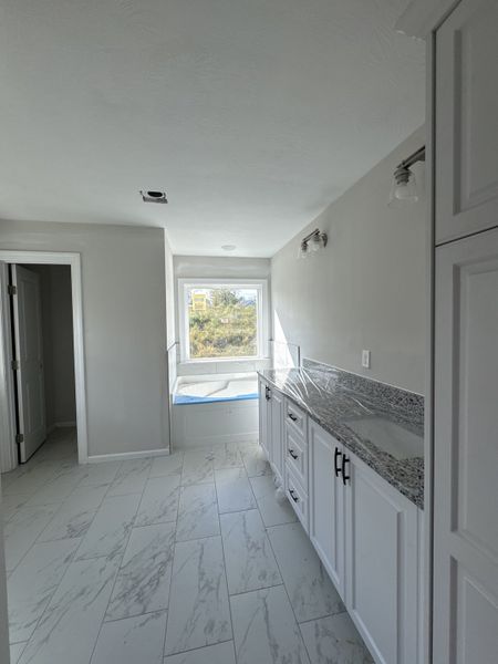 Image 29 of a home in Crawford Creek.