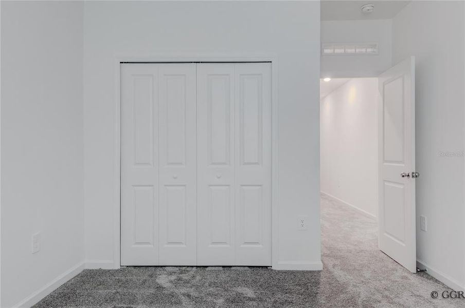 Spacious, unfurnished interior of a new home in , Davenport (Image 14).