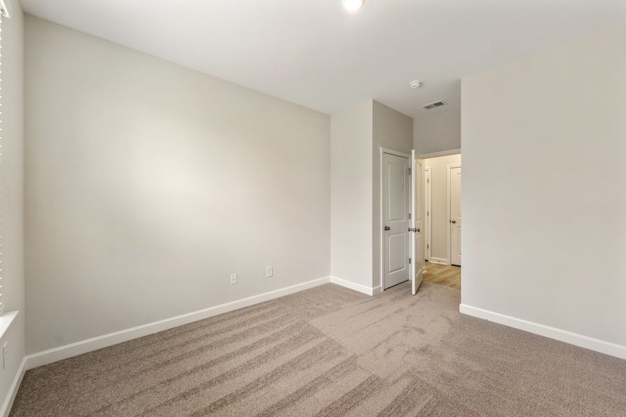 Spacious, unfurnished interior of a new home in Parris Meadows, Chesnee (Image 27). Spacious, unfurnished interior of a new home in Parris Meadows, Chesnee (Image 27).