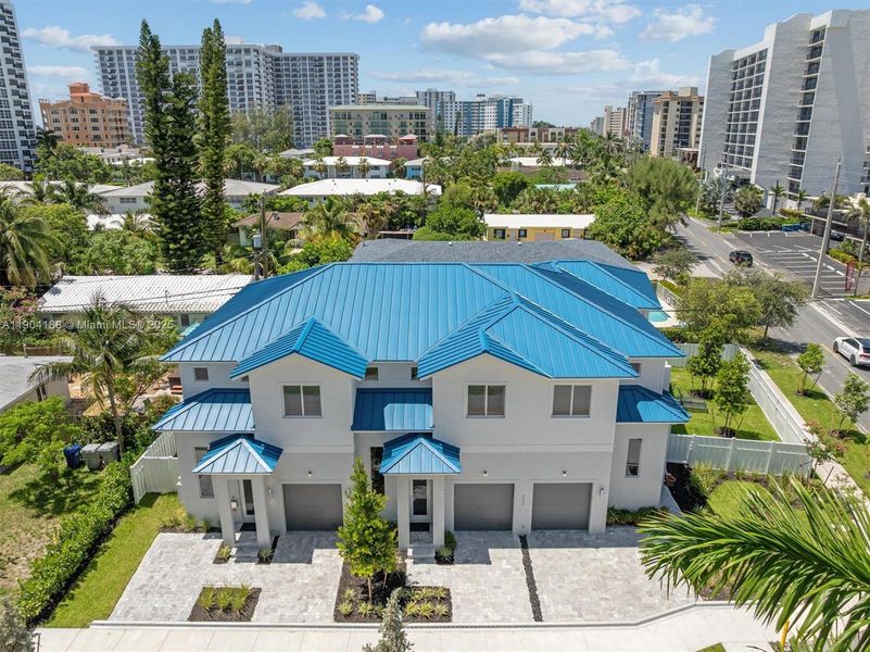 Front exterior of a new home in , Pompano Beach, FL, highlighting curb appeal (Image 29).